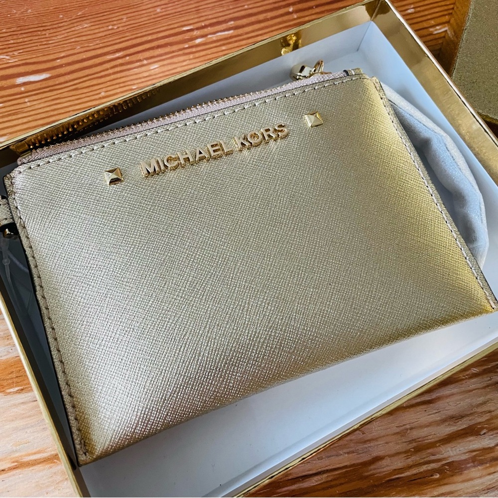 Michael Kors Karla Wristlet - Pale Gold